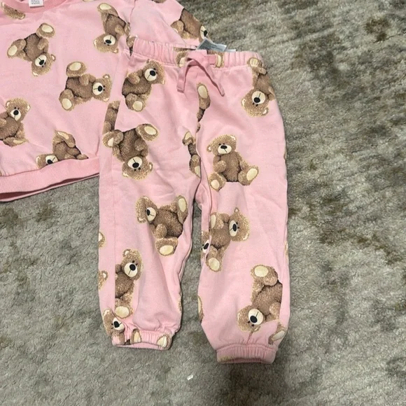 H&M Baby Girl Pink Teddy Bear Sweatshirt & Sweatpants Set 12-18 months - Picture 2 of 6